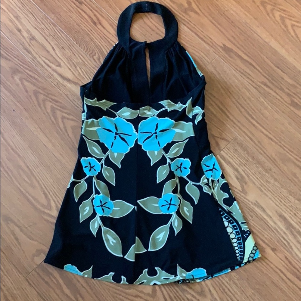 Halter top - Picture 3 of 3